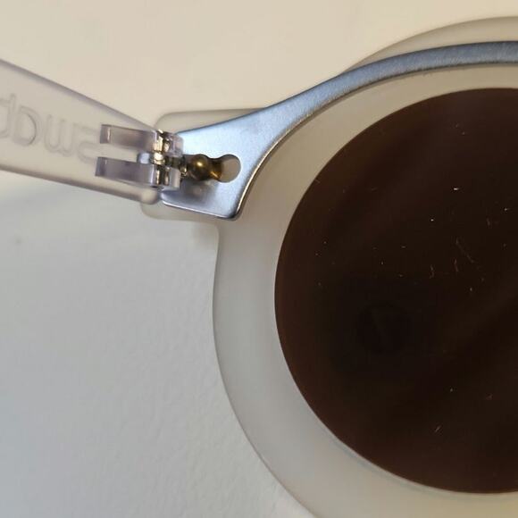 Swatch Sunglasses EYES BABY SW713 with Interchangeable Frames New In Case - Picture 6 of 11